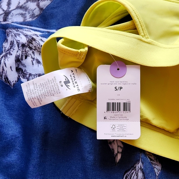 Small sport top - Picture 3 of 3